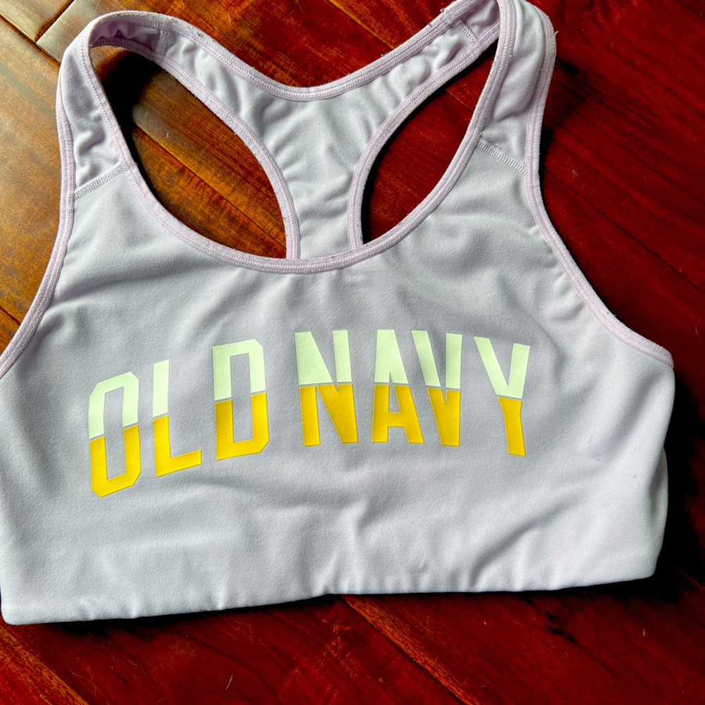 🌻Old Navy unpadded Sports Bra. Size L.🌻